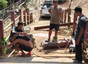 Heboh, Ada Dugaan Mobil Kades Batu Empang Mengangkut Alat PETI yang Menyebabkan Jembatan Ambruk