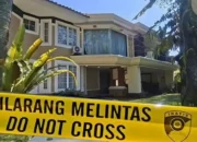 Rumah Mewah di Sentul Dipasangi Garis Polisi, Diduga Terkait Pengembangan Penyidikan Korupsi dan TPPU