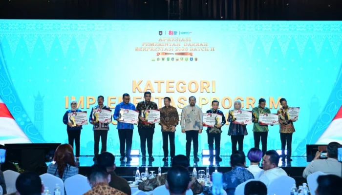 Jambi Raih Anugerah Pemerintah Daerah Berprestasi, Al Haris Terima Penghargaan Program 3 Juta Rumah